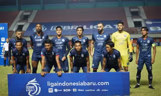 Bị chính CĐV nhà tấn công, CLB ở giải VĐQG Indonesia dọa giải thể