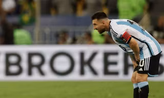 Messi bị gạch tên khỏi danh sách triệu tập ĐT Argentina
