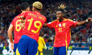 Yamal ghi cú đúp, Tây Ban Nha thắng Pháp trong trận cầu lịch sử của Nations League