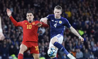 Tây Ban Nha thua sốc trước đội bóng xếp dưới 32 bậc trên BXH FIFA