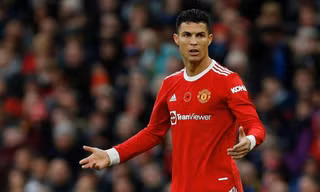 Ronaldo bị gọi là 'đồ hèn' sau pha đạp De Bruyne