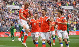 Bóng đá Nga từ bỏ kế hoạch gia nhập AFC, chấp nhận ở lại UEFA