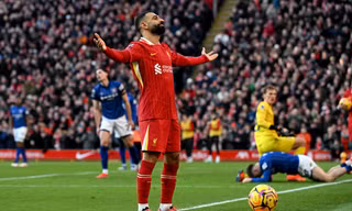 Liverpool và Arsenal tịnh tiến, Man City ngược dòng hạ Chelsea
