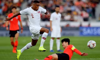 LĐBĐ Hàn Quốc xin lỗi NHM vì thất bại, không quên 'cà khịa' AFC