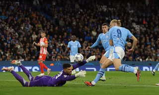 Man City thắng nhọc trong ngày Haaland vô duyên đến khó tin