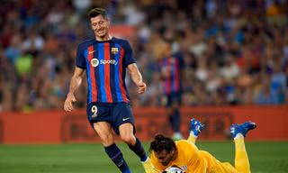 Theo chân Real Madrid, Barca cũng trắng tay trước nhược tiểu