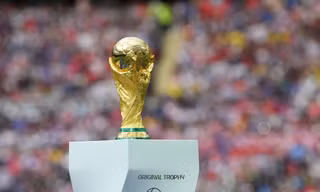 Những điều kỳ lạ về chiếc Cúp vàng của World Cup