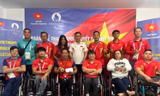Lực sĩ Lê Văn Công được thưởng nóng sau khi giành vinh quang ở Paralympic Paris 2024
