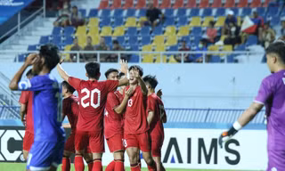 Thắng tối thiểu U23 Philippines, U23 Việt vào bán kết với ngôi đầu