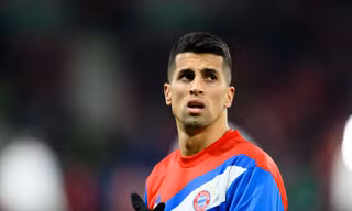 Bayern chê Cancelo đắt, dọa không mua đứt