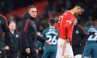 Ralf Rangnick thừa nhận MU chơi cực tệ, cần 'phẫu thuật tim'