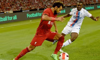 Tân binh 100 triệu euro bị đuổi, Liverpool tiếp tục không thắng