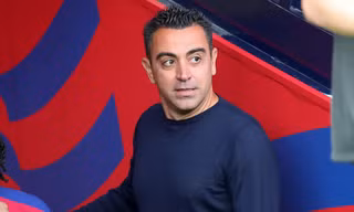 Xavi buông lời cay đắng, trách Barca trong ngày ra đi