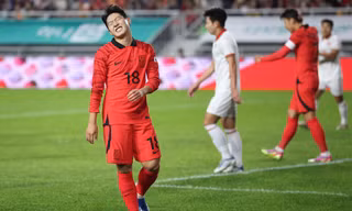 Xung đột với Son Heung-min, Lee Kang In bị nhà tài trợ đòi đền bù gần 6 triệu USD