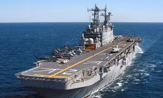 Nga sắp có tàu sân bay trực thăng Mistral đầu tiên
