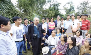 Báo Tiền Phong về nguồn