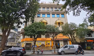 Ngân hàng rao bán khoản nợ liên quan 'đất vàng' trụ sở Tân Hoàng Minh