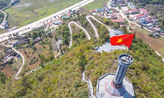 Hà Giang phê duyệt đề án thu phí tham quan Cao nguyên đá Đồng Văn