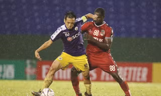 Văn Quyết có bàn quyết định thắng lợi 1-0 cho Hà Nội FC ở trận chung kết lượt đi ảnh: AFC 