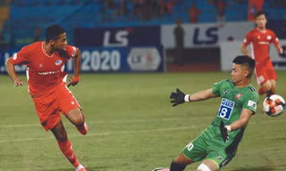 Chân sút ngoại đóng vai trò quan trọng vào thành tích của các CLB tại V-League ảnh: NHƯ Ý 