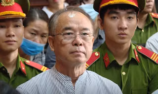 Ông Nguyễn Thành Tài nói làm theo phân công của ông Lê Hoàng Quân Ảnh: Tân Châu 