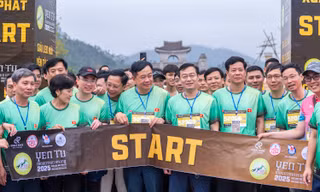 Hơn 3.000 vận động viên tham gia giải leo núi Yên Tử ‘Chinh phục đỉnh Phù Vân’
