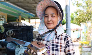 Nghề chùi lư đồng kiếm tiền triệu xài Tết
