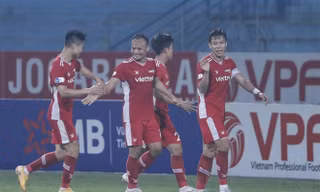 Quế Ngọc Hải ghi bàn cho Viettel. (Ảnh: Minh Hoàng)