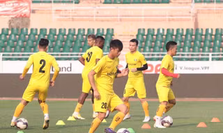 SLNA cách ly tập trung toàn đội vì COVID-19, LS V-League hoãn 7 cặp đấu vòng 13