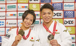 Cặp anh em Nhật Bản 'gây sốt' khi cùng đoạt HCV Olympic trong một ngày