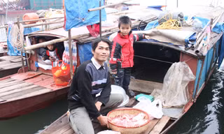 Một gia đình vạn chài ở Cổ Đô (Ba Vì - Hà Nội)