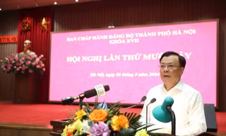 Trình 4 phương án về chủ đề Đại hội XVIII Đảng bộ thành phố Hà Nội