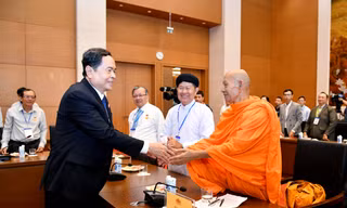 Phó Chủ tịch Thường trực Quốc hội gặp mặt gương điển hình tiêu biểu thành phố Cần Thơ
