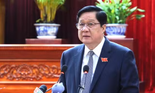 Phó Bí thư Thường trực Cần Thơ: 'Khoan nói chuyện thu phí, hãy lập lại trật tự đô thị'