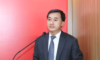 Thủ tướng bổ nhiệm lại Thứ trưởng Bộ Y tế