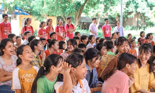 Mang nụ cười đến với trẻ em khuyết tật