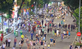Hà Nội tạm dừng phố đi bộ Hồ Gươm để phòng chống dịch