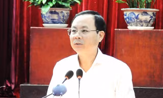 Bí thư Cần Thơ 'cảnh báo' hệ quả nếu 'cán bộ vô cảm với khó khăn của thành phố'