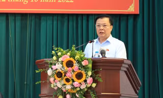 Trăn trở câu 'không vội được đâu', Bí thư Hà Nội gỡ ngay việc 3 năm không xây được trường