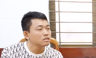 Tạm giữ đối tượng ném con của người yêu cũ xuống sông 