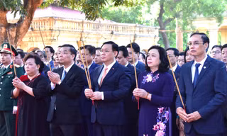 Lãnh đạo Hà Nội dâng hương tưởng nhớ liệt tổ, liệt tông, Chủ tịch Hồ Chí Minh
