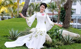 Top 10 Hoa hậu Việt Nam duyên dáng trang phục áo dài