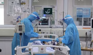 Bệnh nhân mắc COVID-19 ở Cà Mau phải thở máy