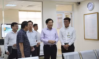 Hà Nội bãi bỏ 1.584 thủ tục hành chính