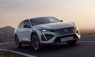 Peugeot 408 phiên bản chạy điện trình làng
