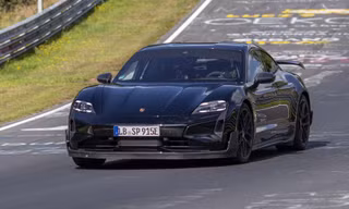 Porsche hé lộ siêu xe điện Taycan mạnh nhất lịch sử