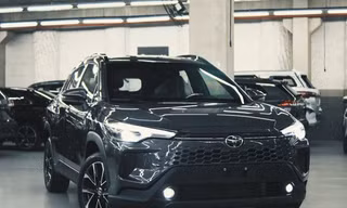 Toyota bán gói độ chống đạn cho Corolla Cross và Fortuner 