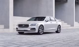 Loạt ô tô mới đáng chú ý vừa đổ bộ thị trường Việt Nam