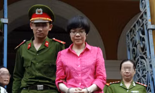 Các vấn đề liên quan đến sai phạm mà Huỳnh Thị Huyền Như là nhân vật chủ chốt của 'đại án' vẫn chưa được làm rõ trong suốt thời gian 6 ngày mà HĐXX làm việc - Ảnh: Hữu Vinh