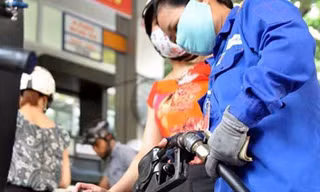 Quỹ bình ổn giá xăng dầu dư hơn 842 tỷ đồng